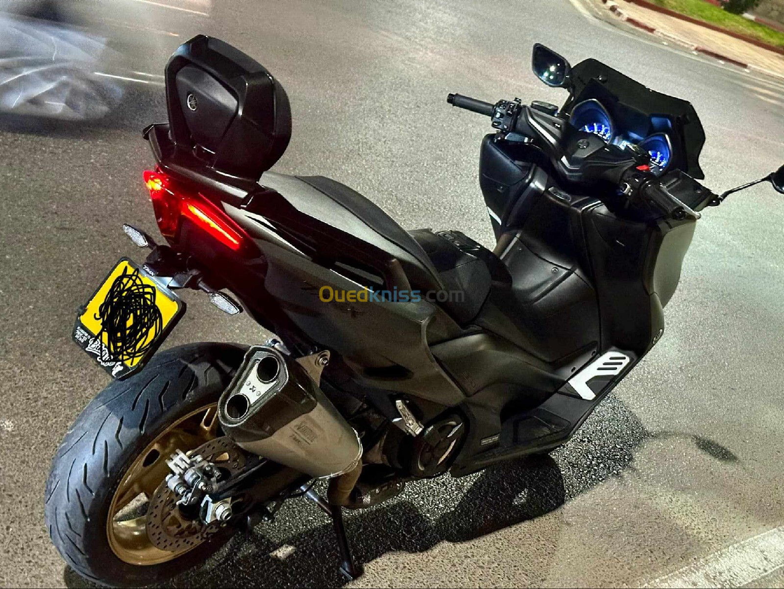 Yamaha Tmax 2021