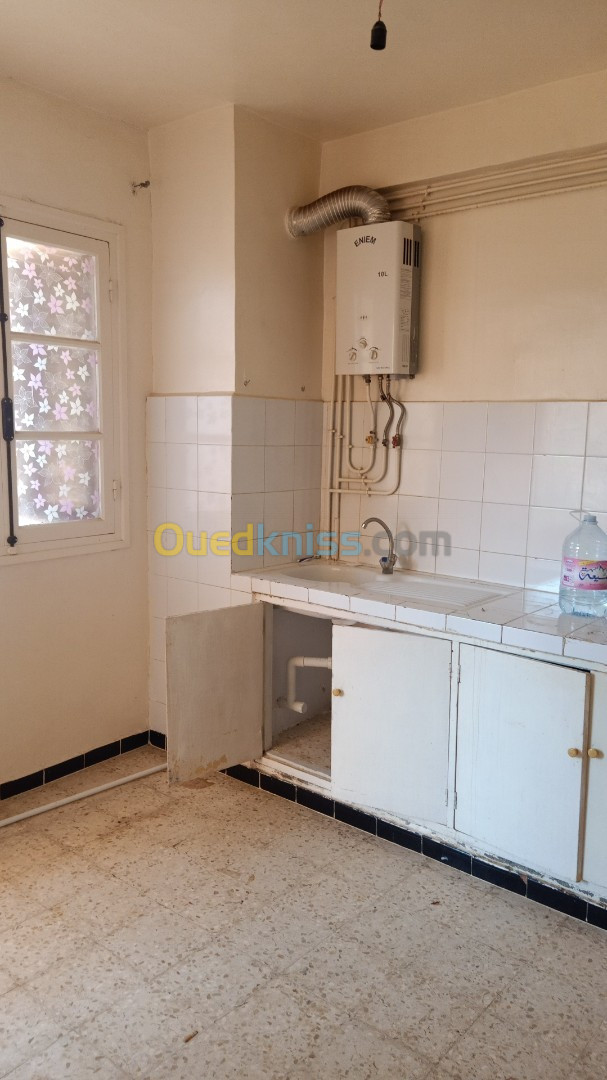 Location Appartement F3 Tipaza Kolea