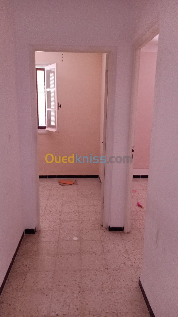 Location Appartement F3 Tipaza Kolea