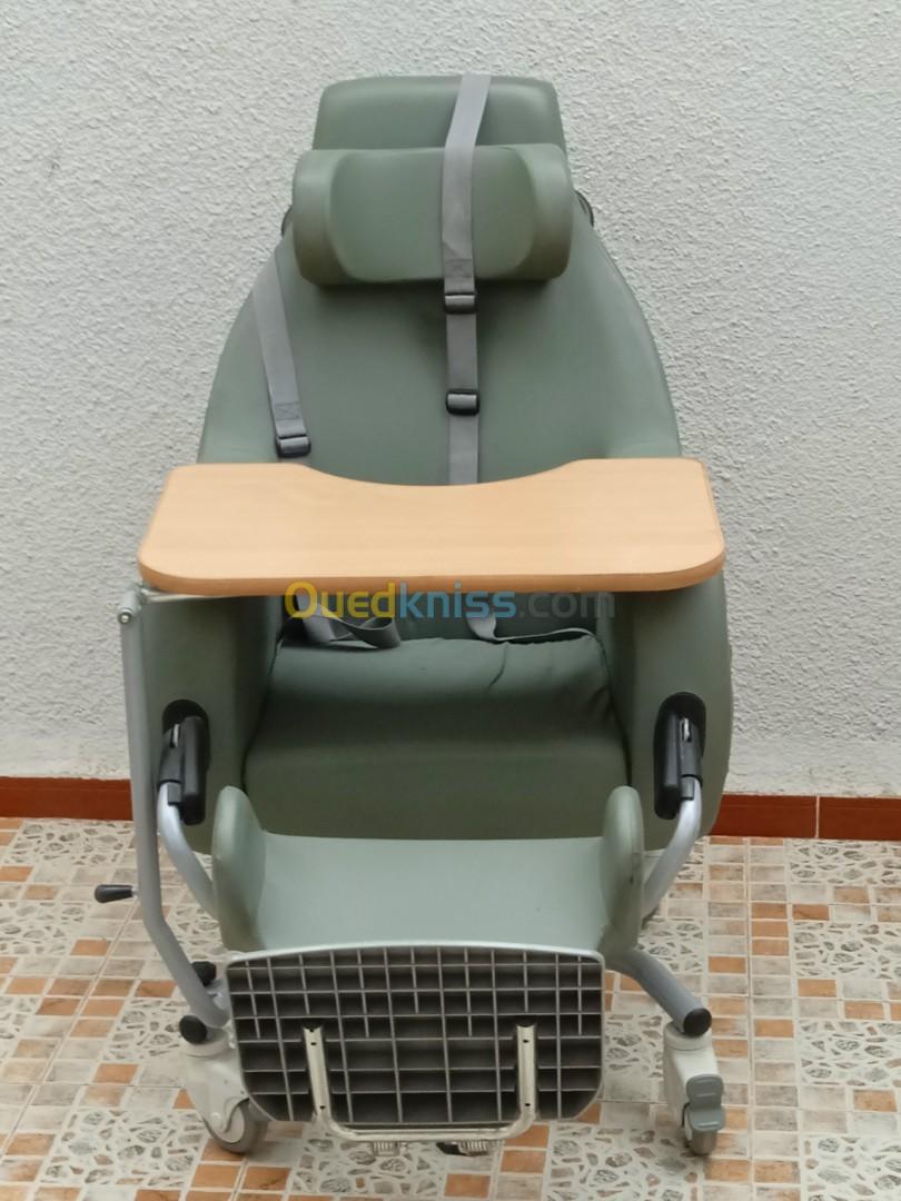 Je met en vente une chaise pour endicape 