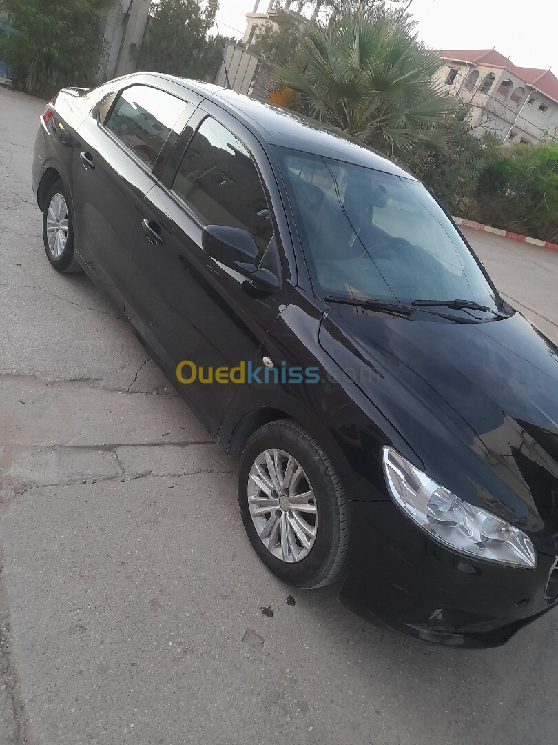 Peugeot 301 2015 Active