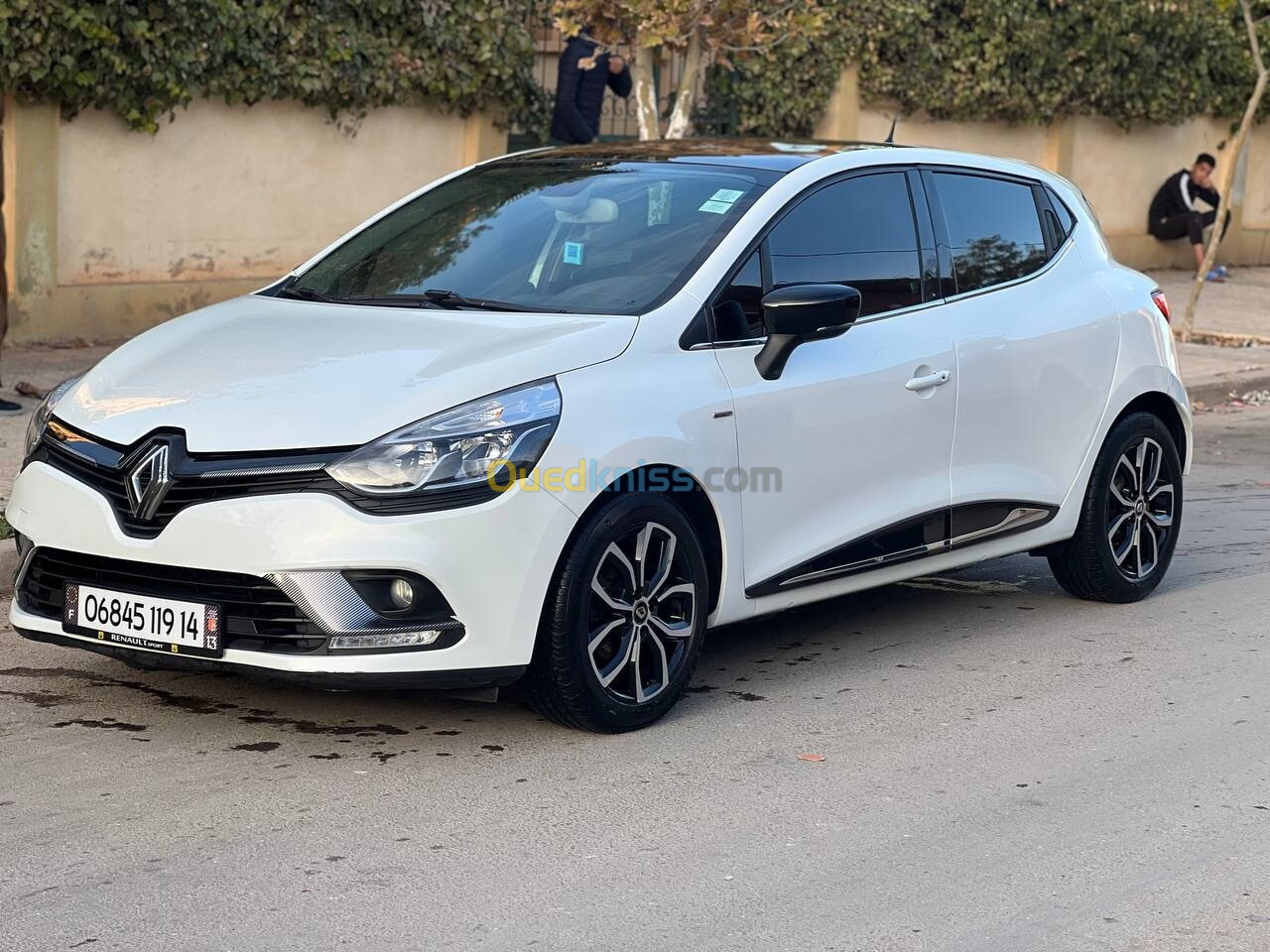 Renault Clio 4 2019 Limited 2