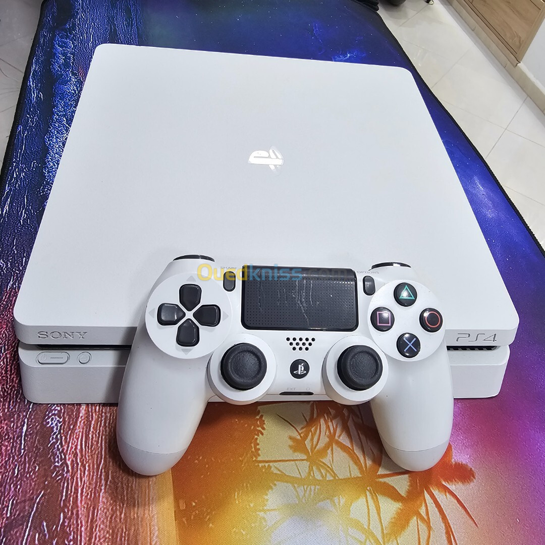 PS4 Slim modèle 2216 500G