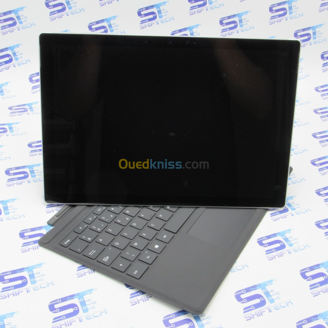 Microsoft Surface Pro 7+ i5 1135G7 8G 256 SSD Tactile Détachable 