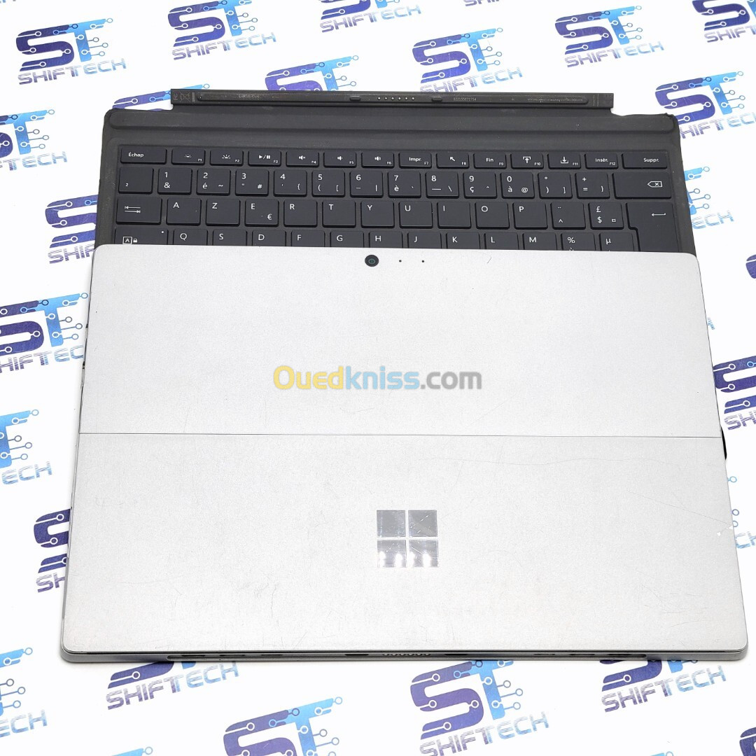 Microsoft Surface Pro 5 i5 7300U 8G 256 SSD Full HD Détachable Tactile