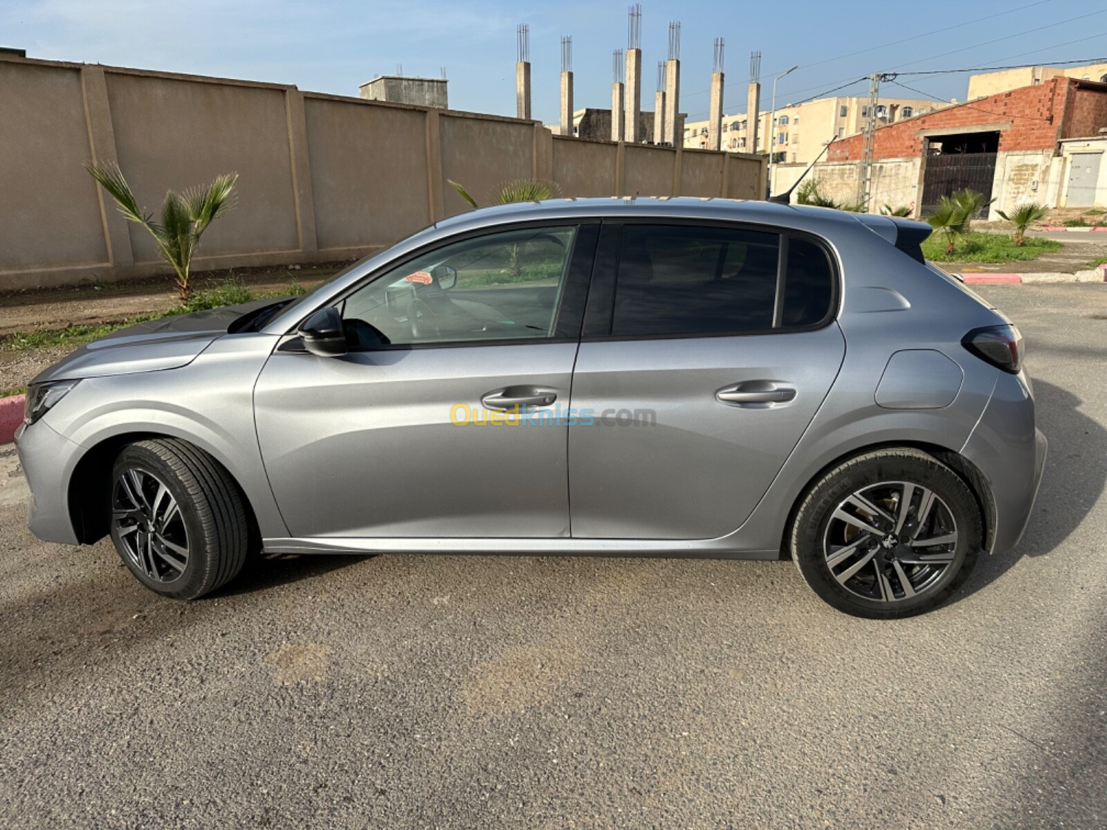 Peugeot 208 2023 