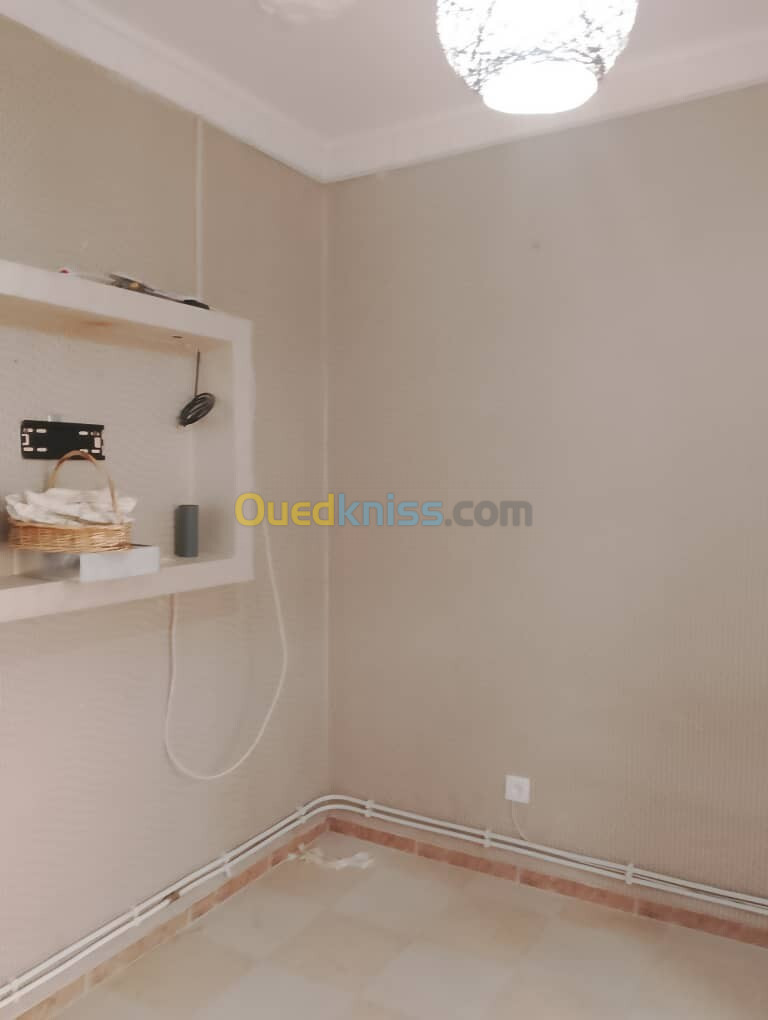 Location Appartement F3 Alger Kouba