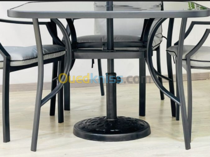 Tables de Jardin avec parasol En Aluminium 04 et 06 chaise 