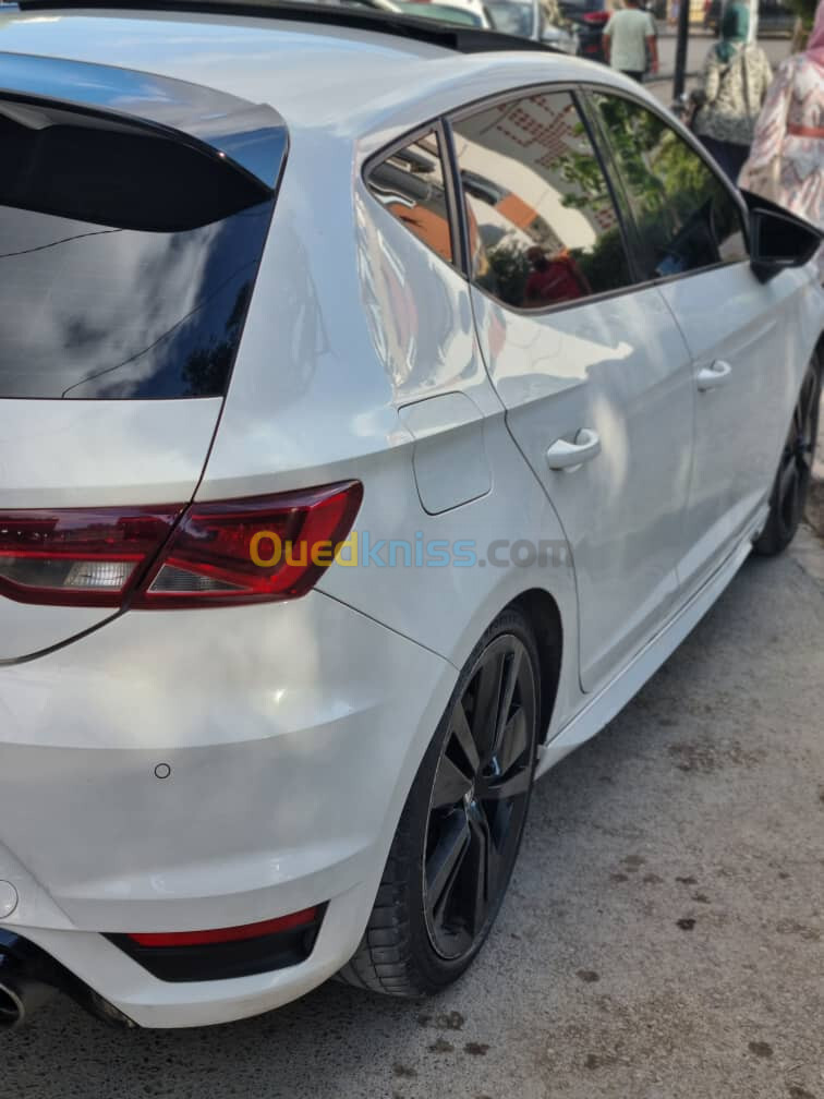 Seat Leon 2015 LINEA R