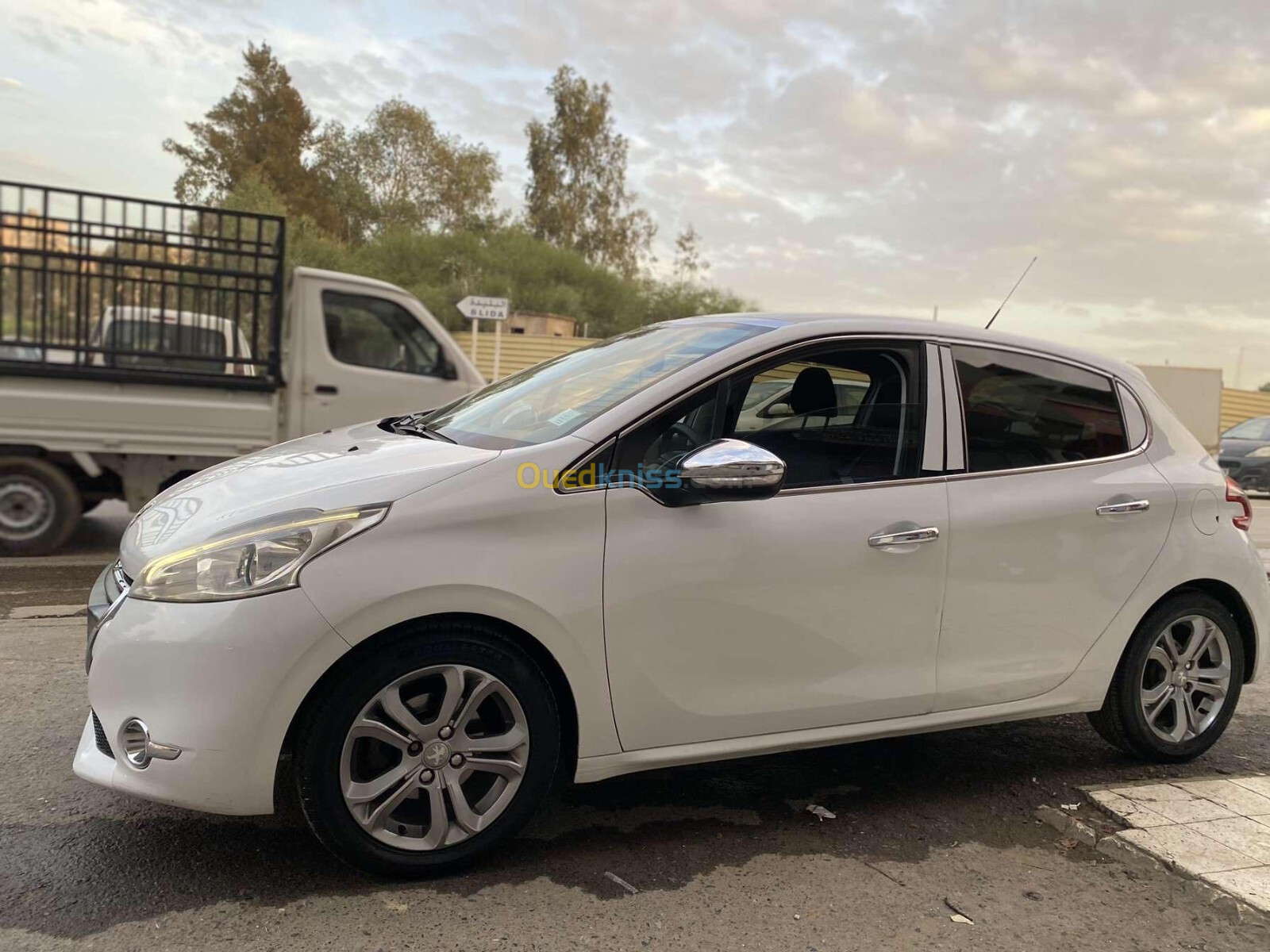 Peugeot 208 2015 Allure