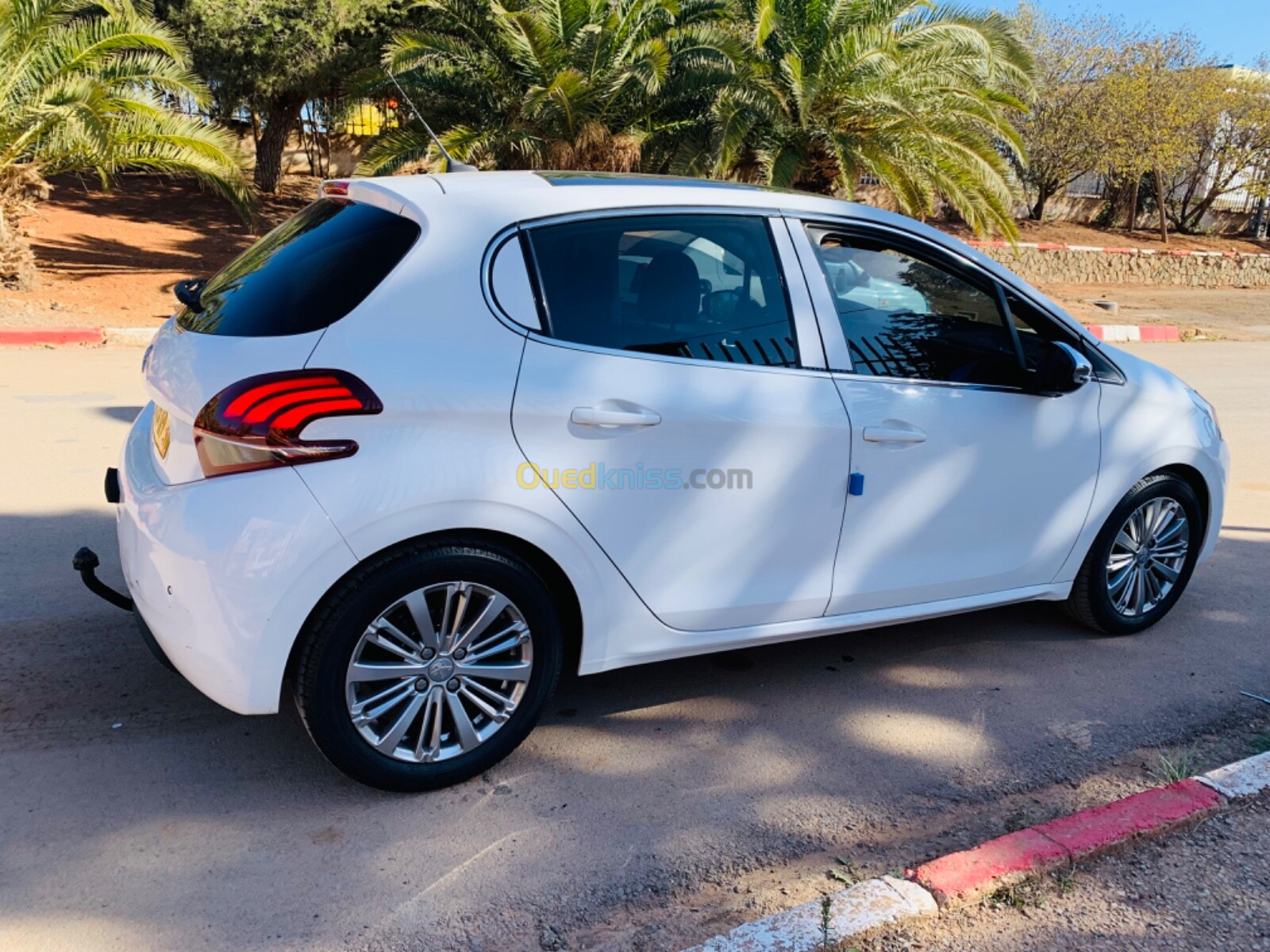 Peugeot 208 2019 Allure Facelift