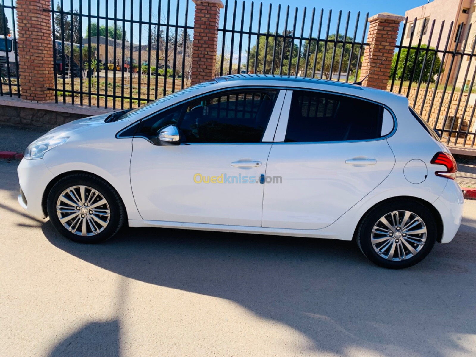 Peugeot 208 2019 Allure Facelift