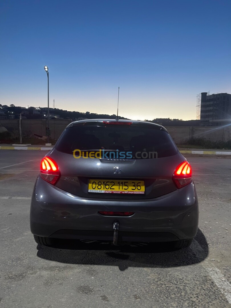 Peugeot 208 2015 Allure Facelift