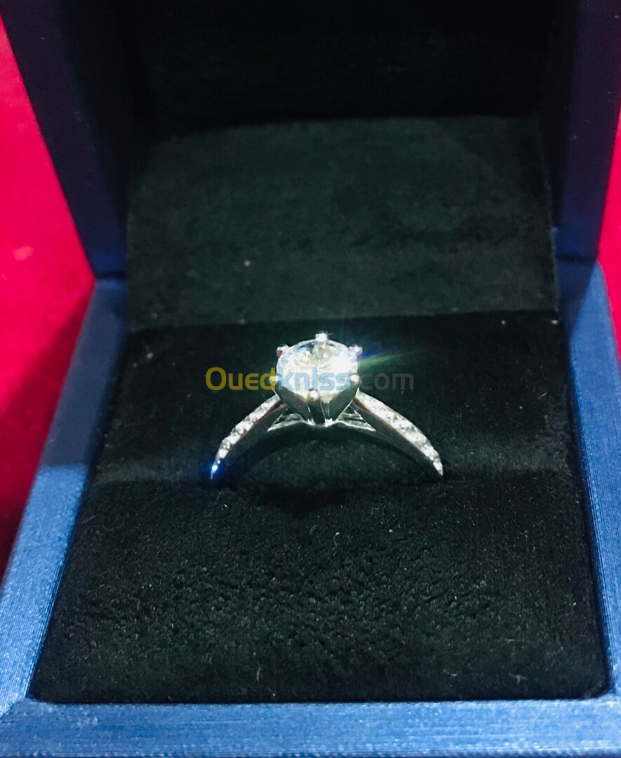 Bague Moissanite Diamant G2,34 DC qualité Supérieure AAAAAA USA