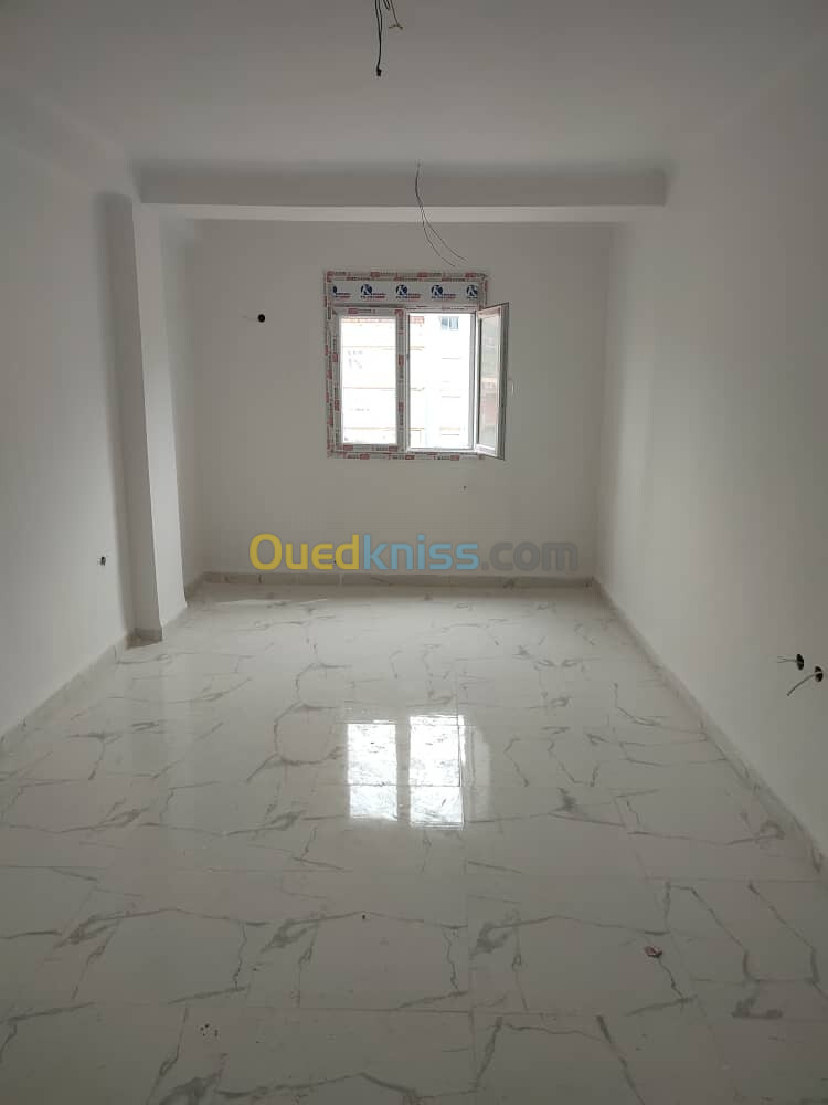 Vente Appartement F4 Blida Soumaa