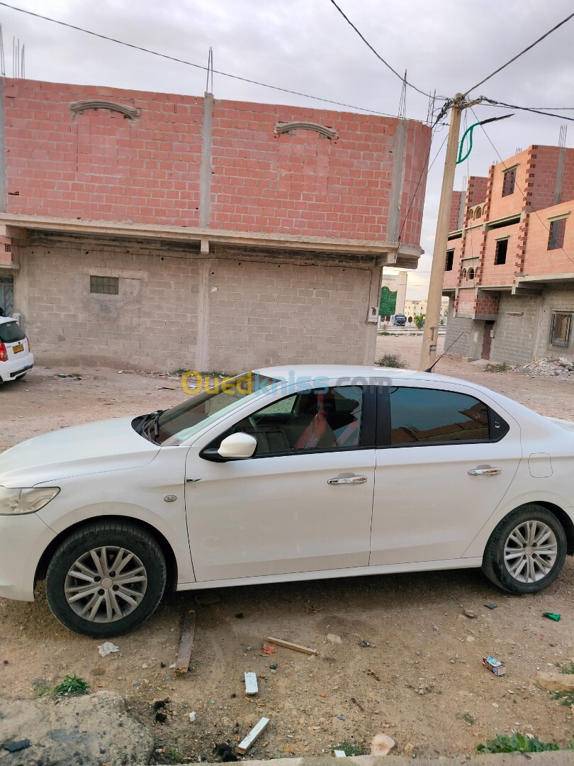 Peugeot 301 2013 Active