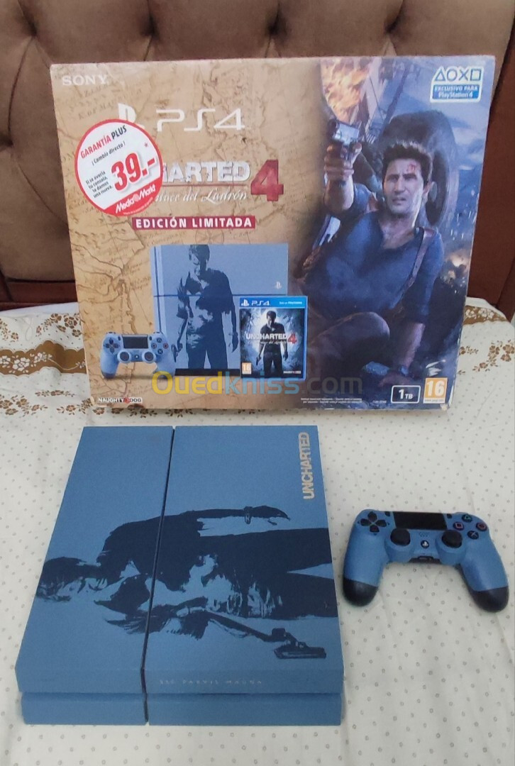 PS4 FAT 1 To edition Uncharted flashée 9.00