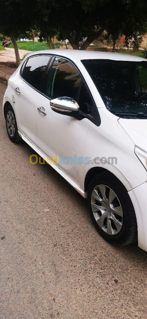 Peugeot 208 2014 Access