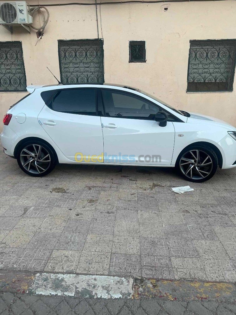 Seat Ibiza 2015 Black Line