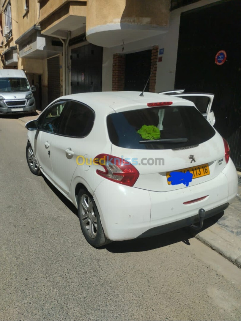 Peugeot 208 2013 208