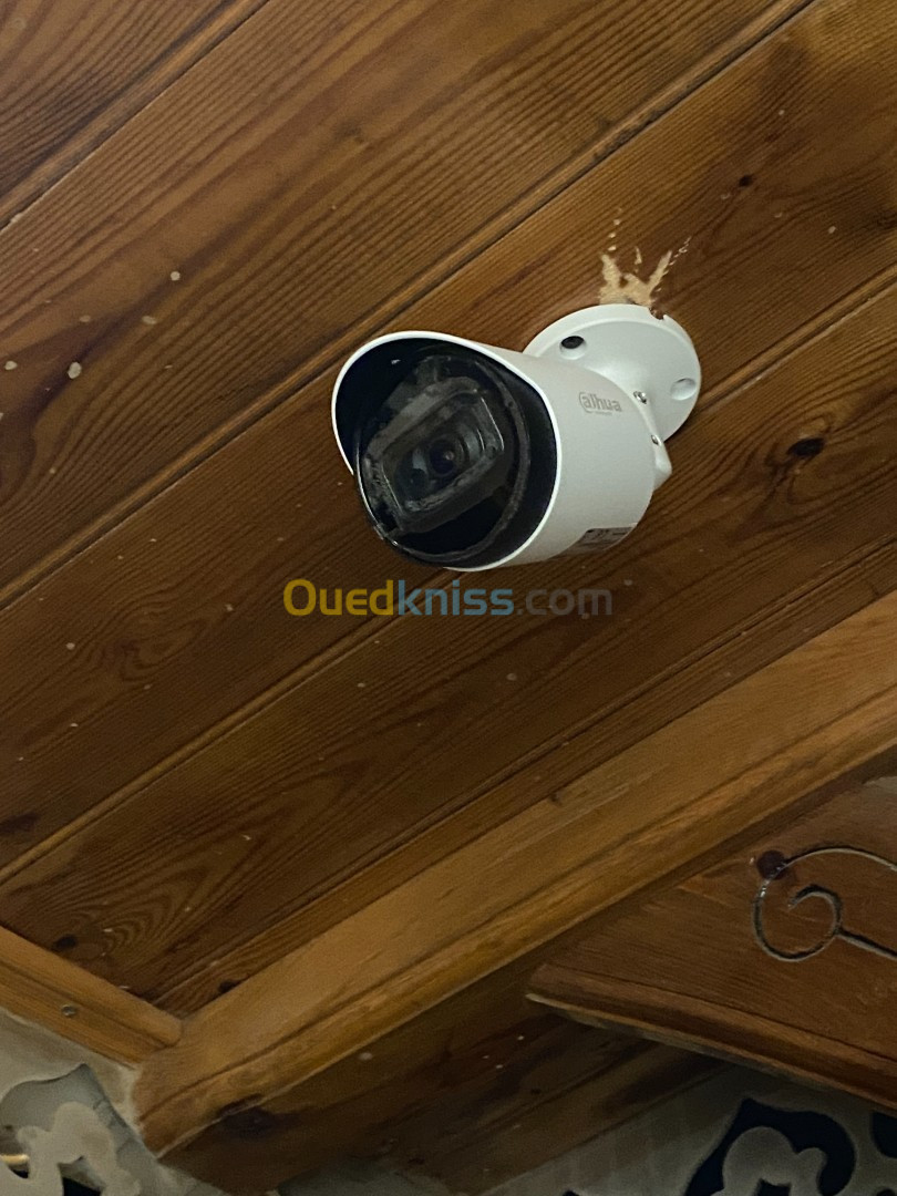 Installation de caméras de surveillance avec autorisation 