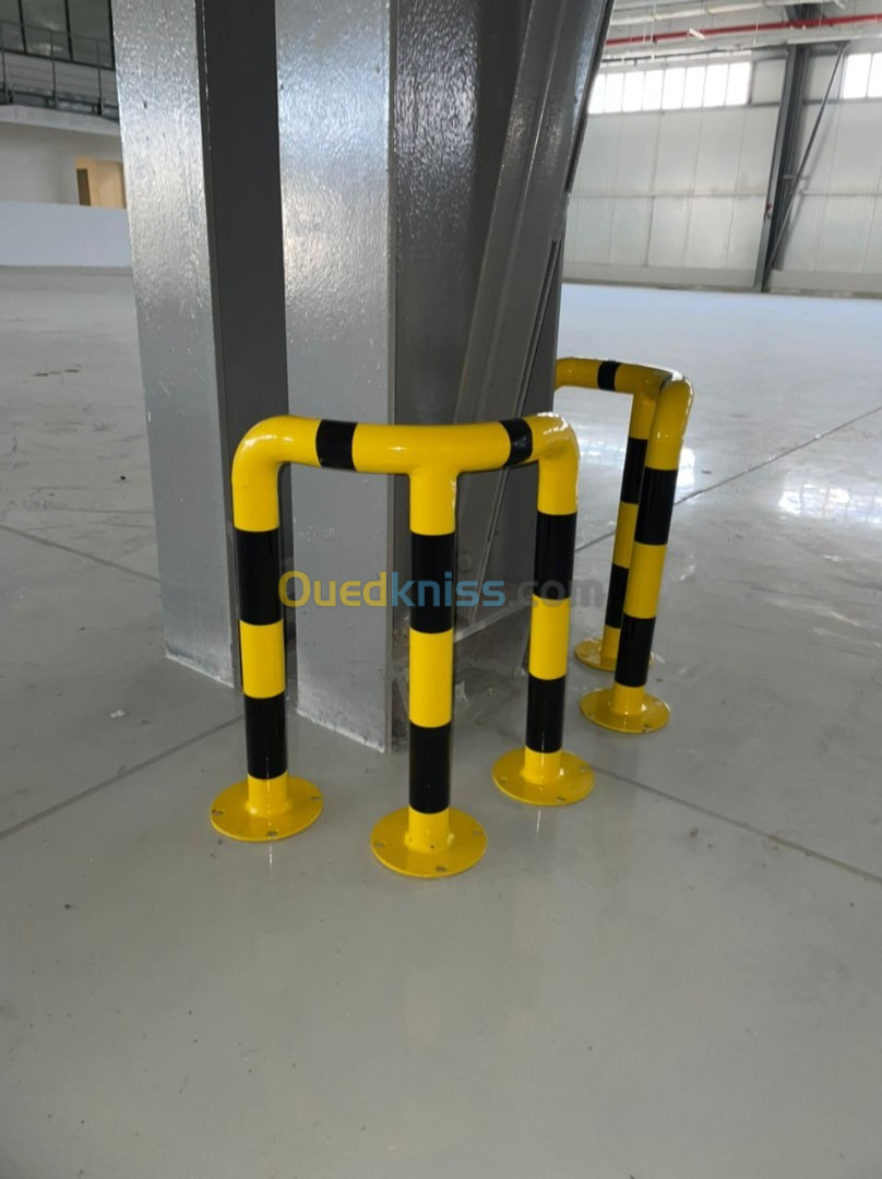 GARDE CORP DE SIGNALISATION / BUTOIR DE PROTECTION 