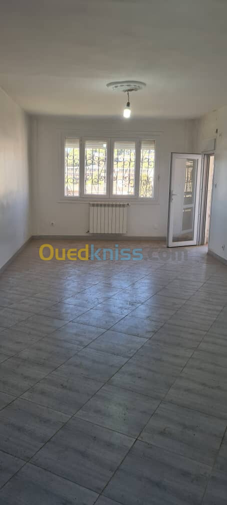 Location Appartement F4 Alger Said hamdine