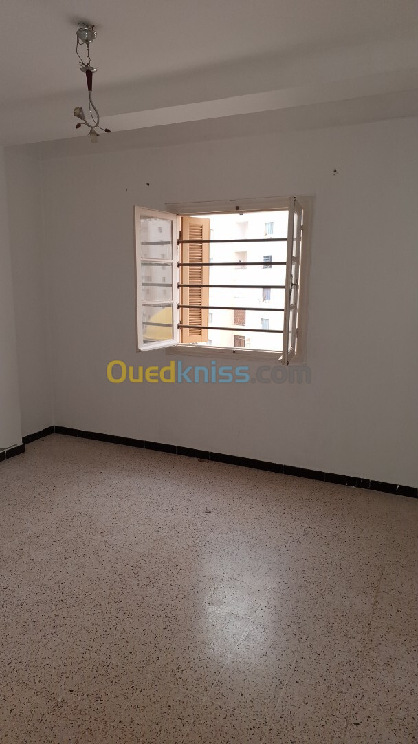 Vente Appartement F3 Oran Bir el djir