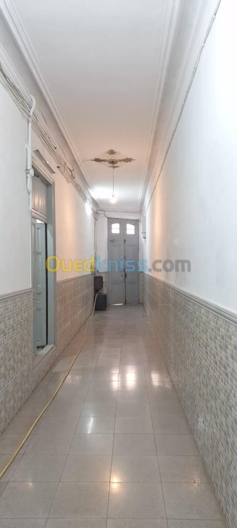 Vente Appartement F8 Oran Oran