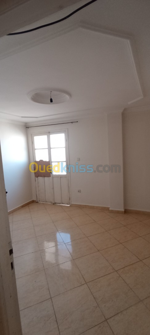 Location Appartement F3 Oran Bir el djir