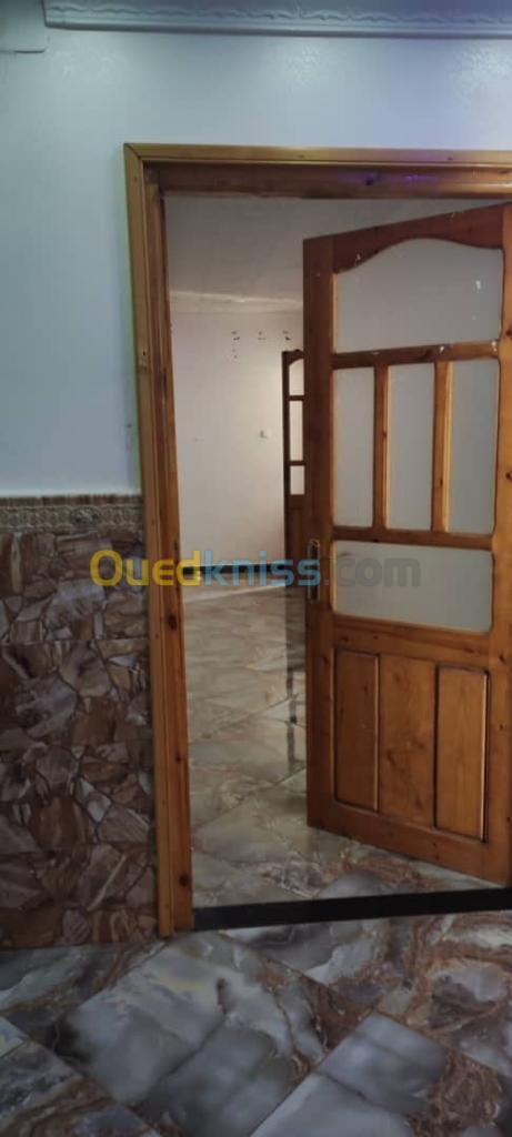 Vente Appartement F3 Chlef Sidi abderrahmane