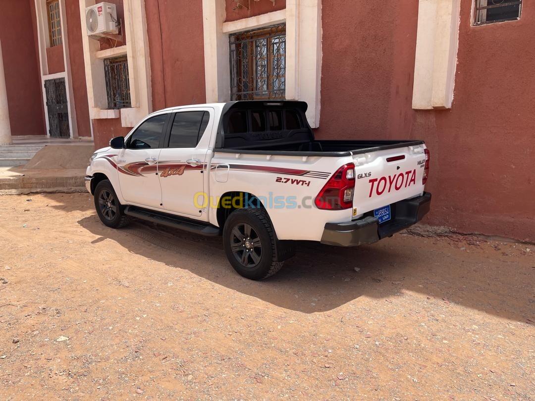 Toyota Hilux 2022 LEGEND SC 4x4