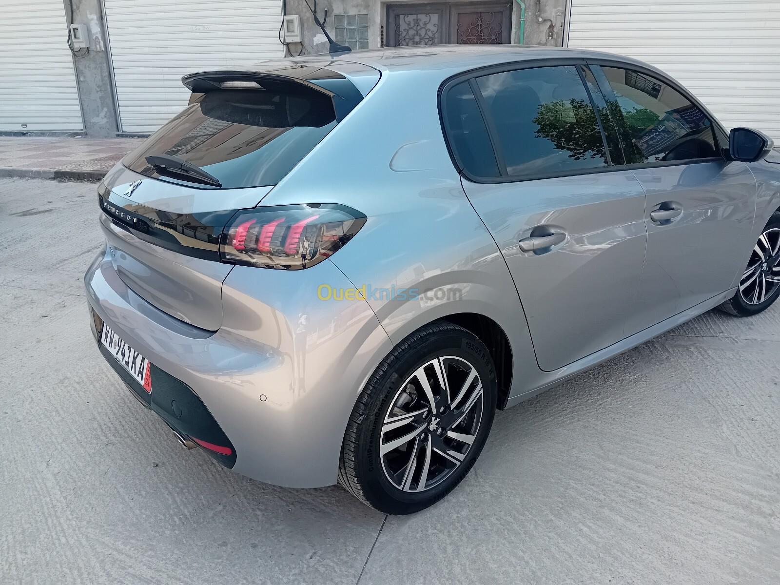 Peugeot 208 2022 Allure Facelift