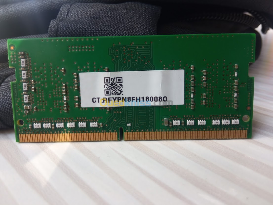 Barrette de RAM SoDimm 4GB - DDR4 - 1Rx16 PC4 - 2400T - SC0 - 11