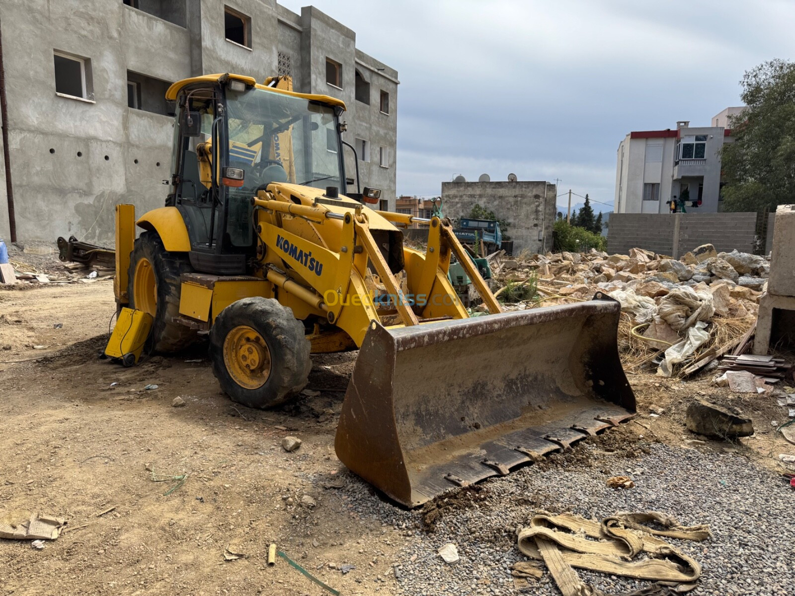 Komatsu retro chargeur WB93R 2010