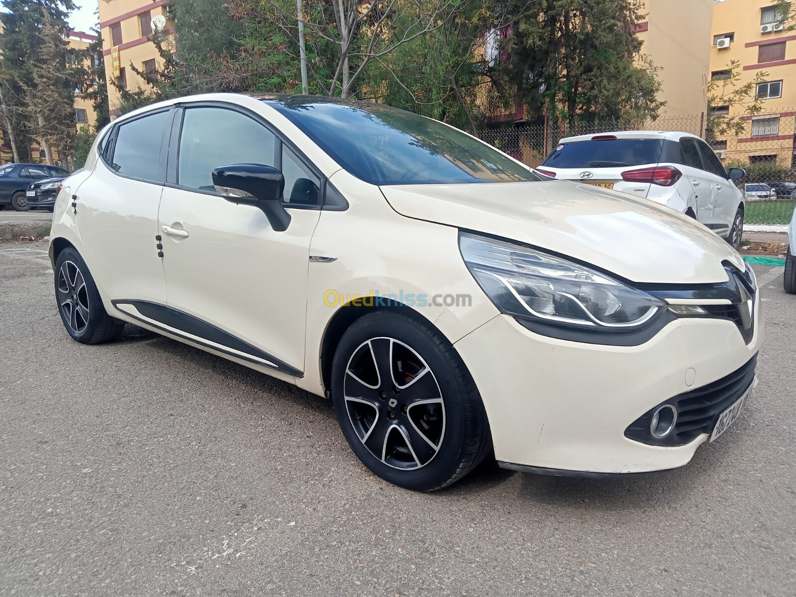 Renault Clio 4 2015 Limited 2