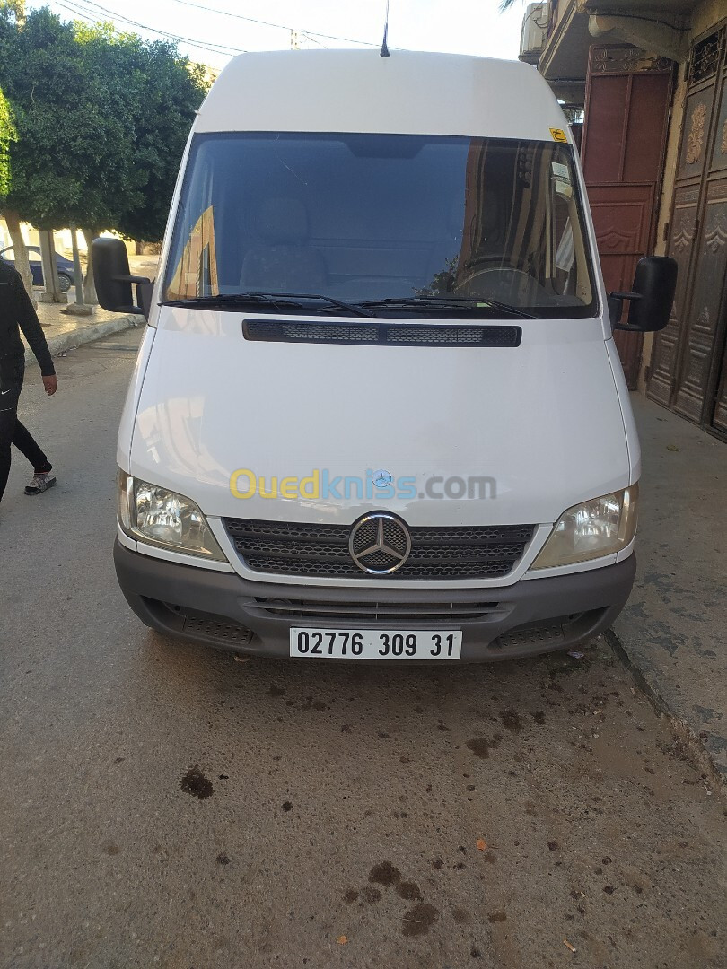 MERCEDES-BENZ SPRINTER 2009