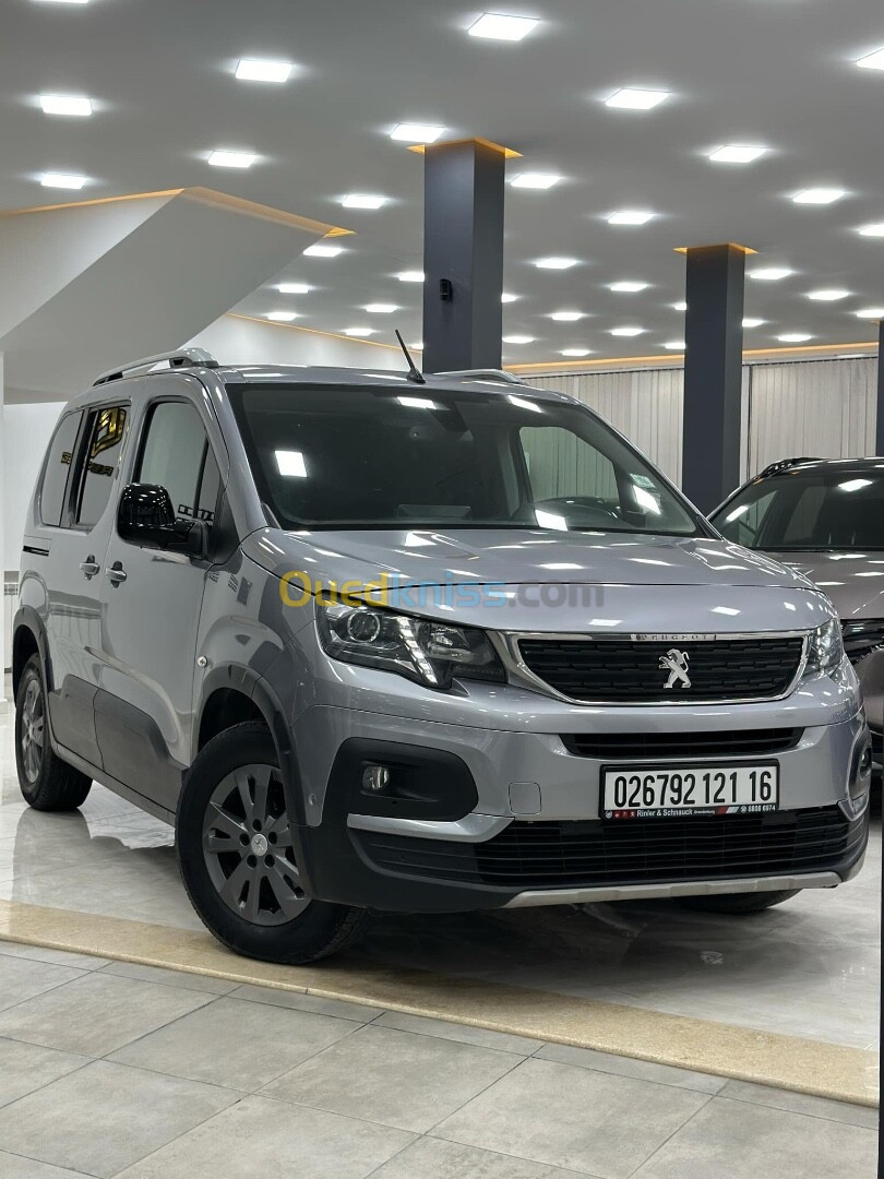 Peugeot Rifter 2021 Mbel3 mn kolch