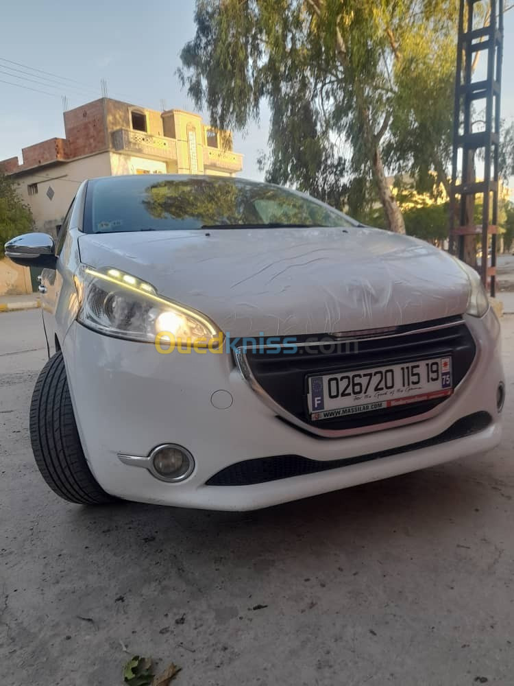 Peugeot 208 2015 Active