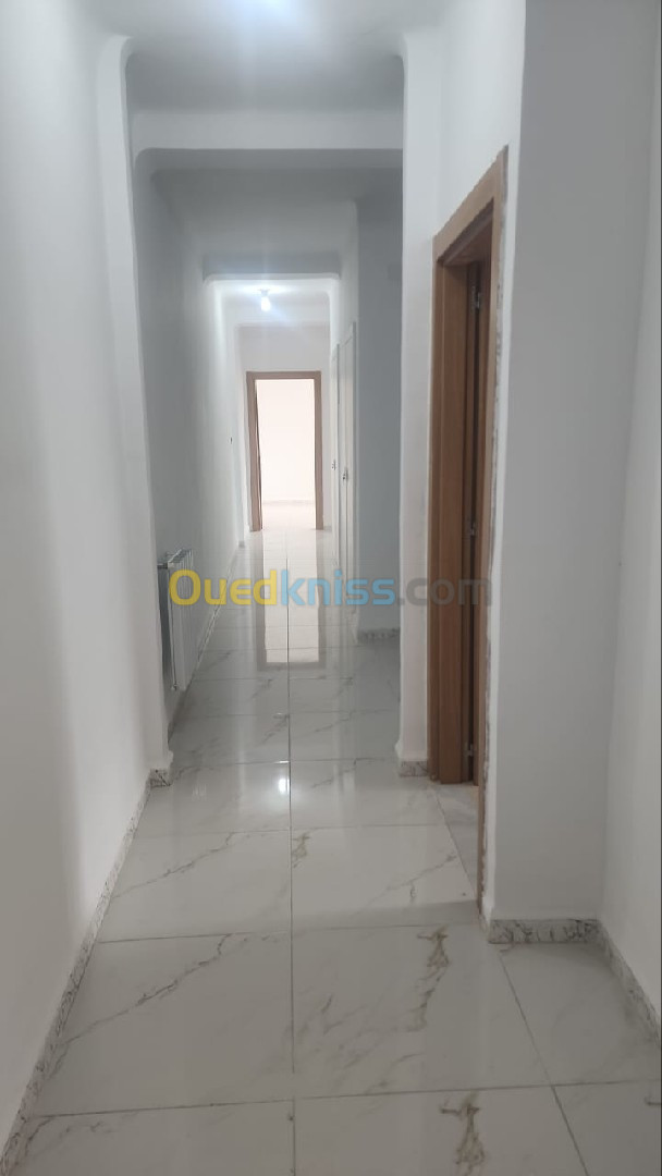 Location Appartement F4 Alger Rahmania