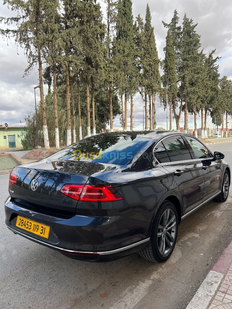 Volkswagen Passat 2019 Carat