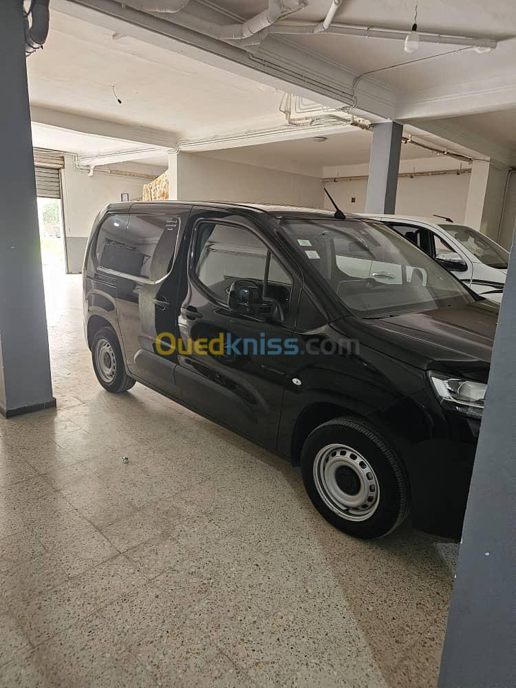 Fiat DOBLO 2023 Tola