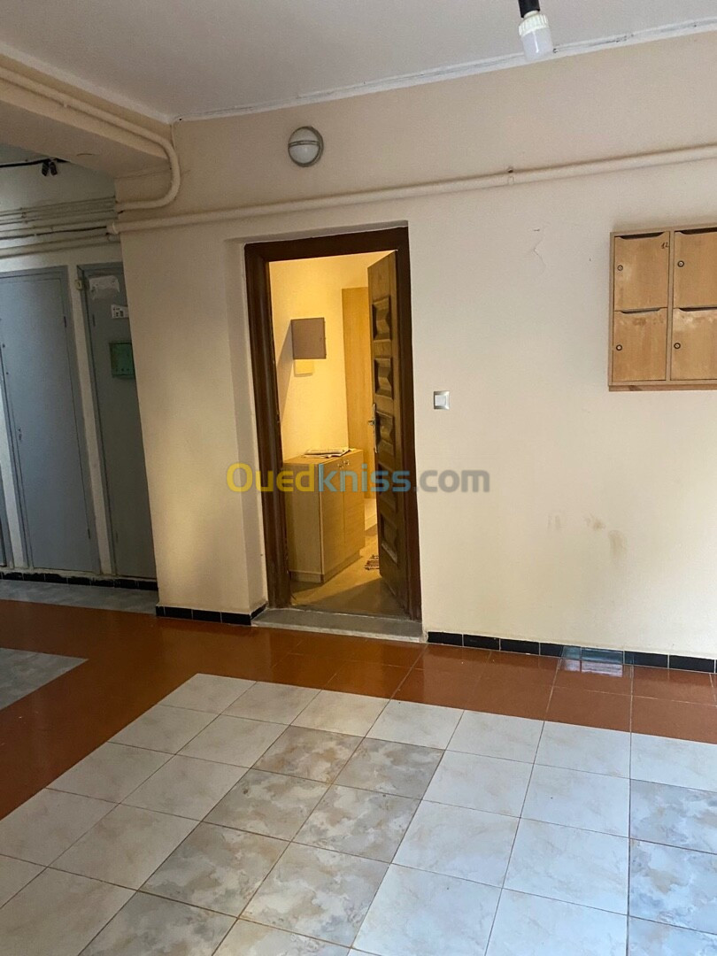 Vente Appartement F2 Alger El achour