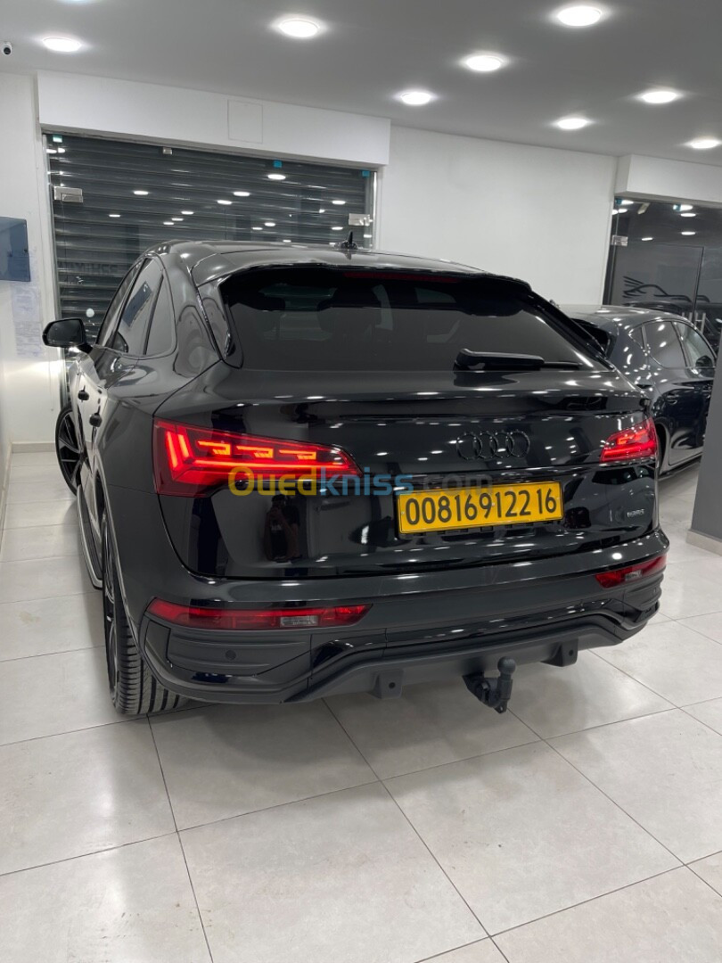 Audi Q5 2024 Sline black