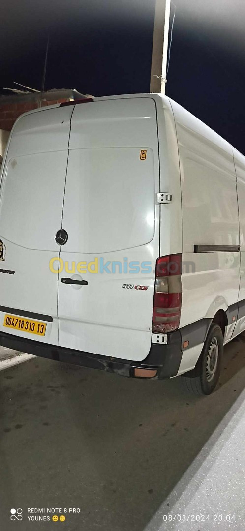 Mercedes Benz Sprinter 2013