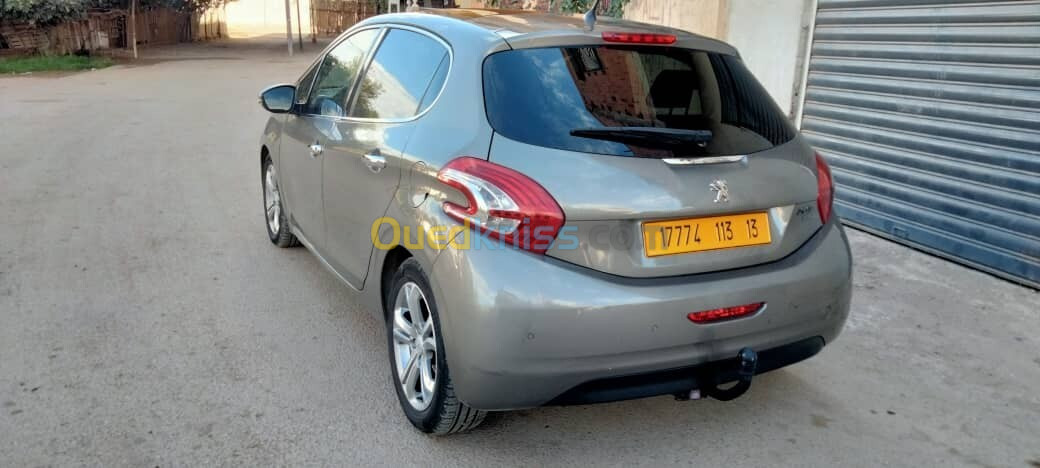 Peugeot 208 2013 Allure