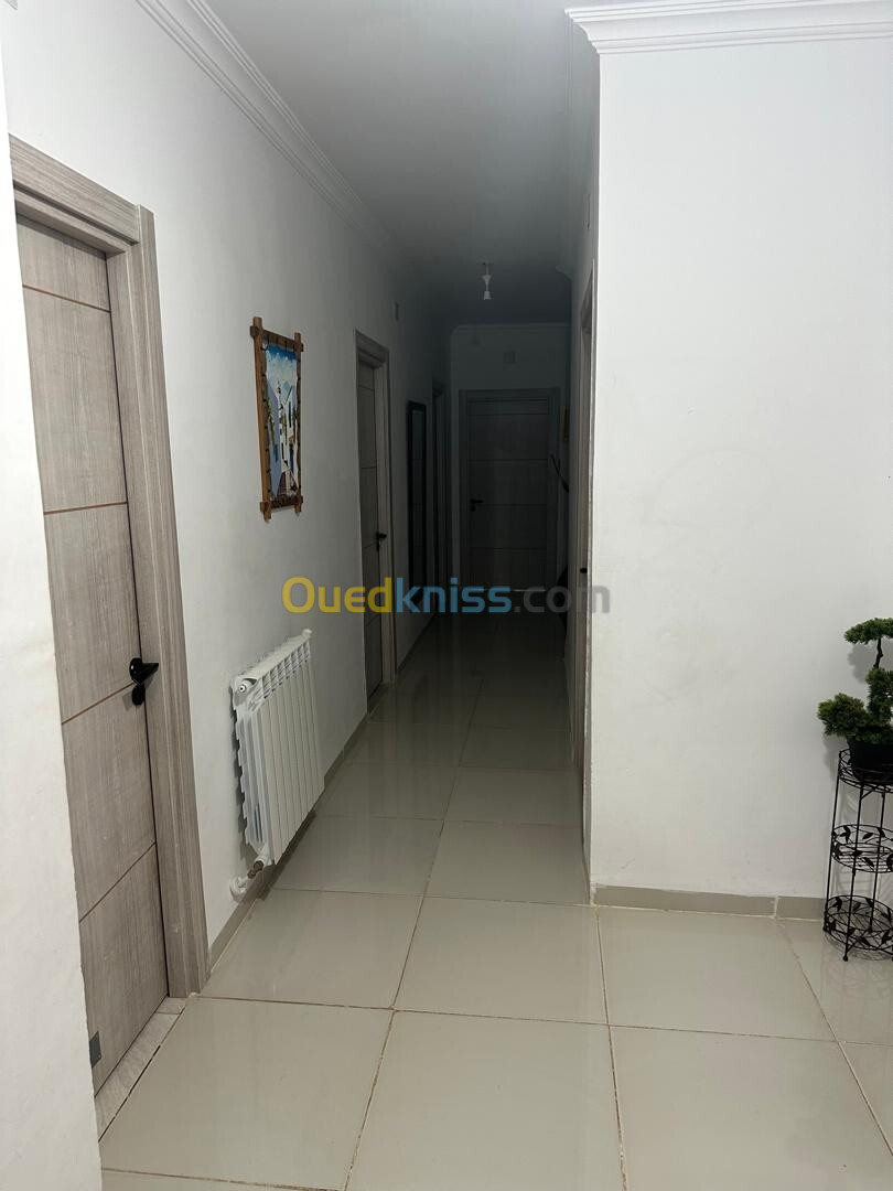 Location Appartement F5 Alger Kouba