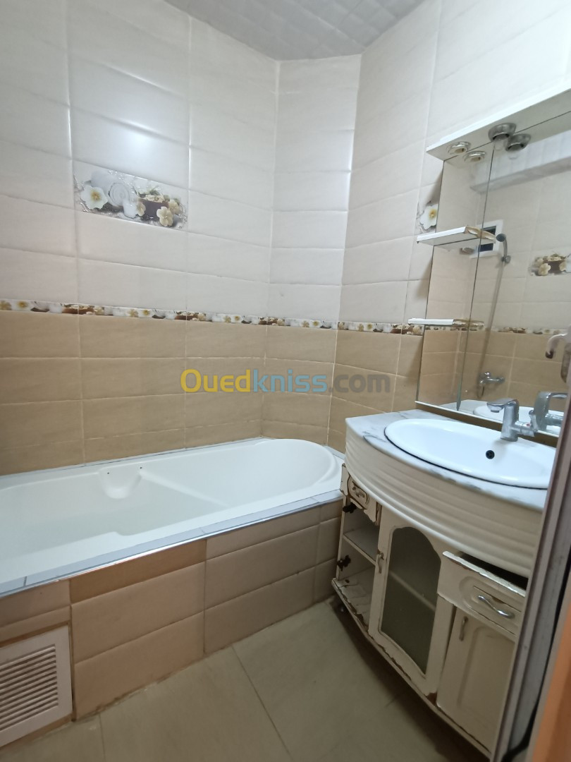 Location Appartement F3 Oran Bir el djir