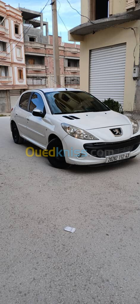 Peugeot 206 Plus 2012 generation