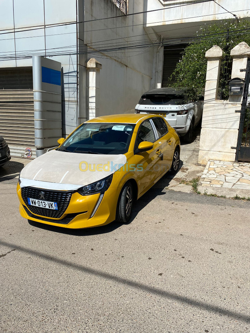 Peugeot 208 2022 